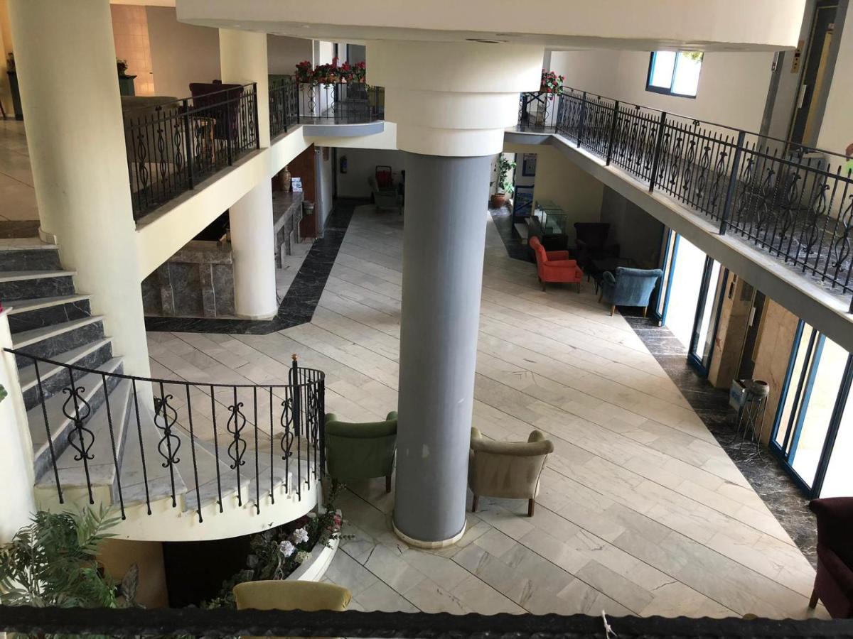 Hotel Afytos Oeren Park Mtk Exteriér fotografie